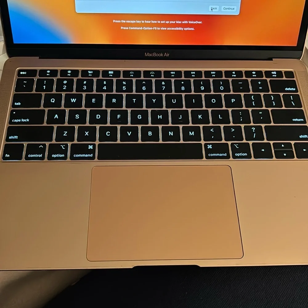 Apple MacBook Air - Gold